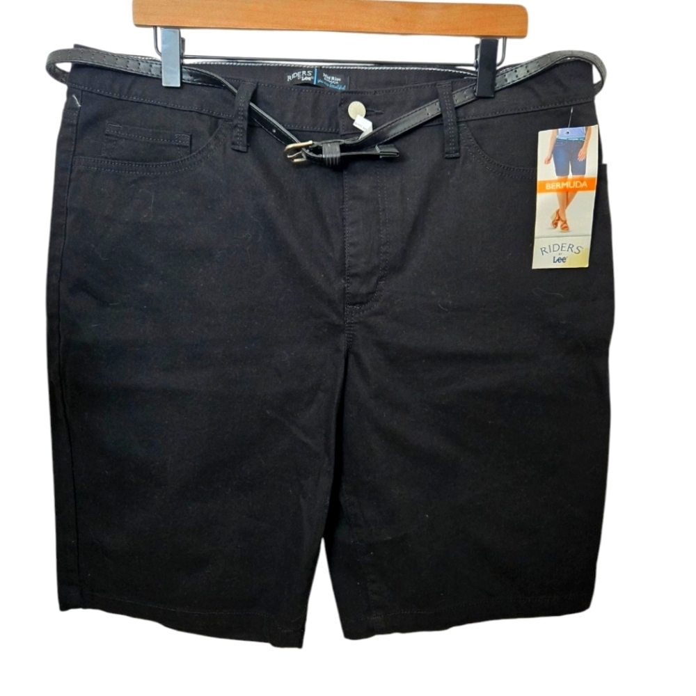 Riders by Lee Womens Belted Black Shorts Size 18 NWT